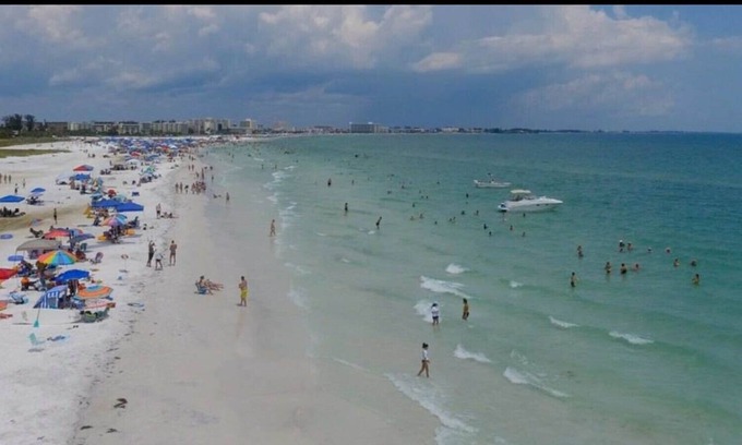 Sarasota Casa | Cozy, comfortable, enjoyable inside and outside