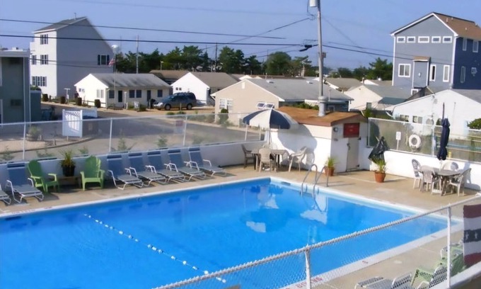 Seaside Heights Condominio | Cozy condo in awesome Ortley Beach with Pool