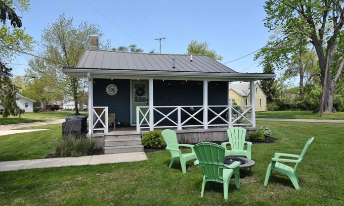 Huron Casa | Cozy Cottage: A Memory Making Place by Cedar Point