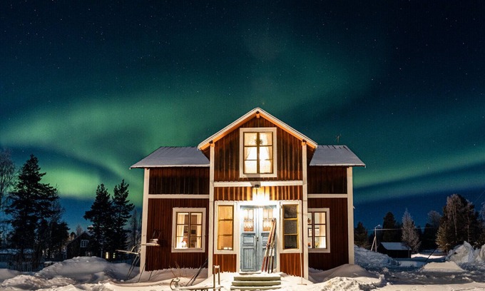 Overkalix Casa | cozy cottage by the lake near Överkalix