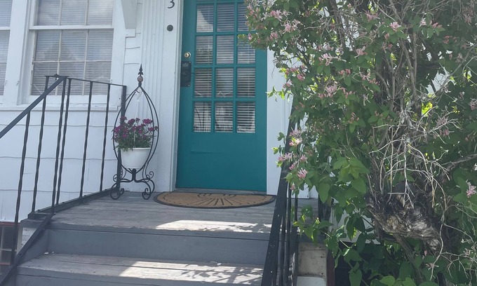 Riverton Casa | Cozy Craftsman Apartment in the Heart of Riverton