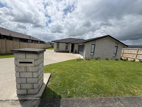 Pokeno Casa | Cozy Crescent