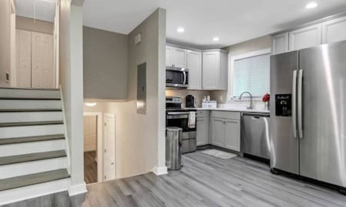 Collier Heights Casa | Cozy Cumberland ATL Home w/Hot Tub