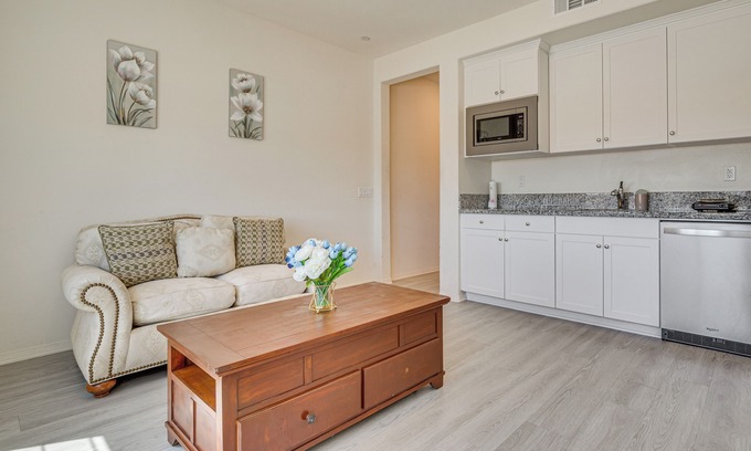 Victorville Apartamento | Cozy Desert Sanctuary 9 Mi to Mojave Narrows Park!