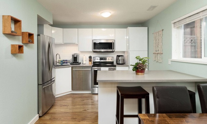 Victoria Condominio | Cozy Escape in a Central Neighborhood
