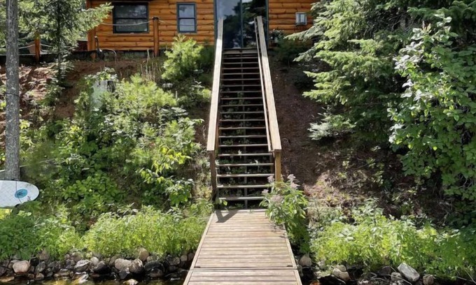 Arbor Vitae Cabina | Cozy Fitz Cabin located on Big Arbor Vitae Lake
