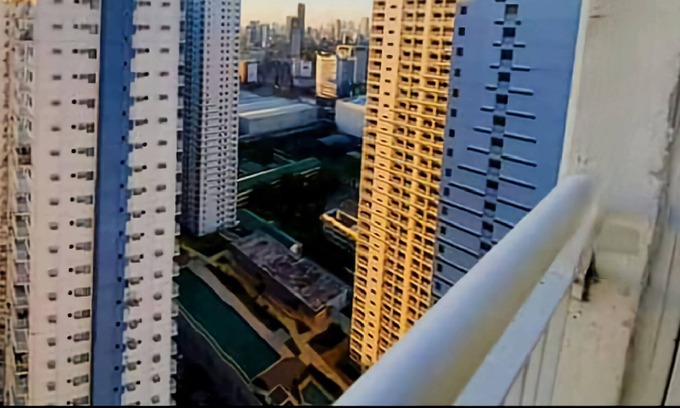 Project 8 Condominio | Cozy & Fully Equipped 2Br Condo with Balcony near SM North Edsa Mall