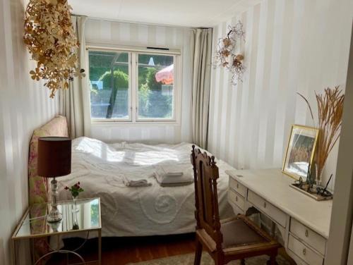 Bastad Casa | Cozy Guest Rooms in a Charming Båstad Villa, Prime Location near the Sea