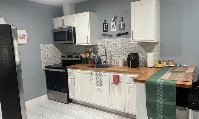 Cypress Gardens Apartamento | Cozy Haven Apartment