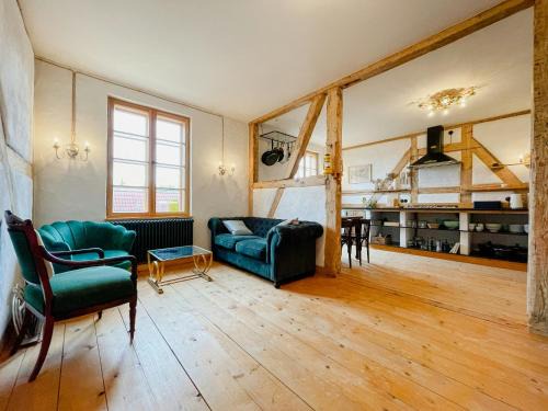 Rambin Casa | Cozy Holiday Apartment In The Manor House