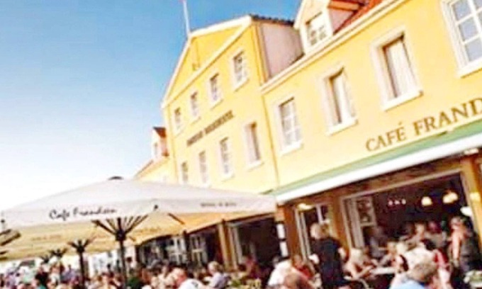 Nr. Lyngby Strand Casa | Acogedora casa vacaciones en Lokken, junto al mar