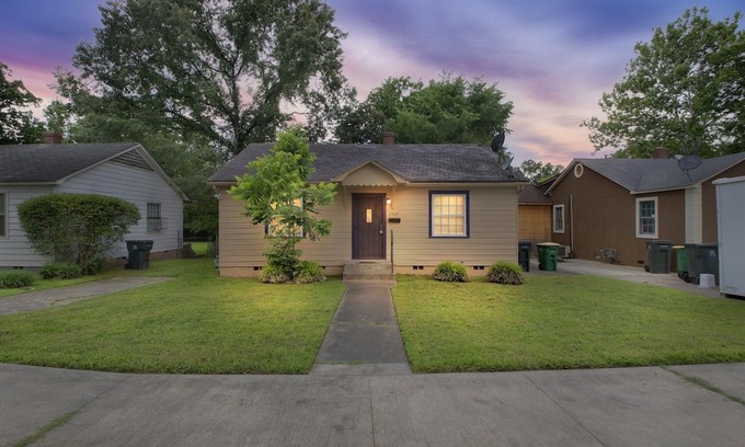 Capital View Casa | Cozy Home away from Home in Little Rock by RedAwning