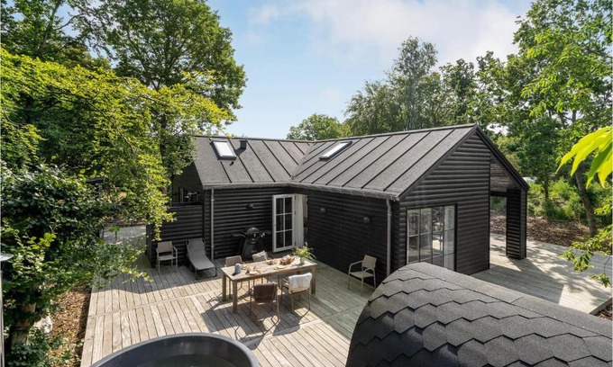 Oster Hurup Casa | Cozy Home In Hadsund With Sauna
