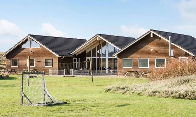 Vrist Strand Casa | Acogedora casa en Harboøre con cocina