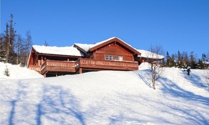 Atra Casa | Cozy Home In Tuddal With Kitchen