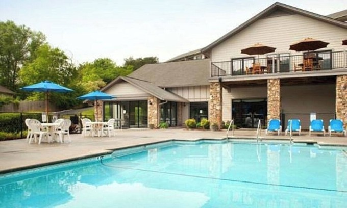 Pigeon Forge Apartamento | Cozy Hotel Suite Near Smoky Mountains & Dollywood in Pigeon Forge