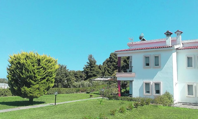 Kassandra Casa | COZY HOUSE IN A QUIET NEIGHBORHOOD PALIOURI REGION