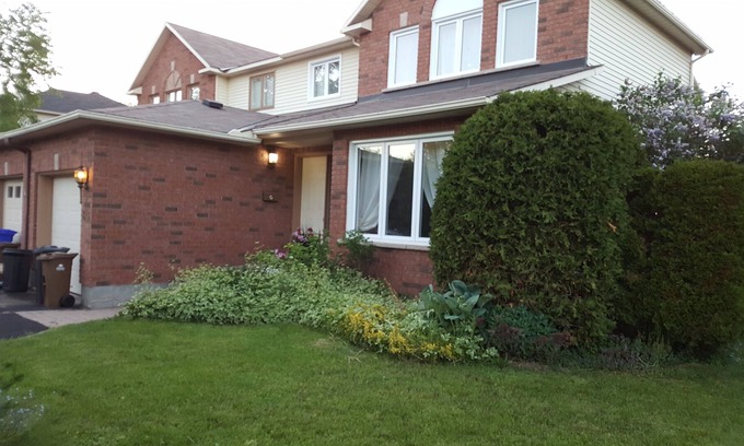 Aylmer Casa | Cozy house in residential neighbourhood 15 minutes from Ottawa downtown