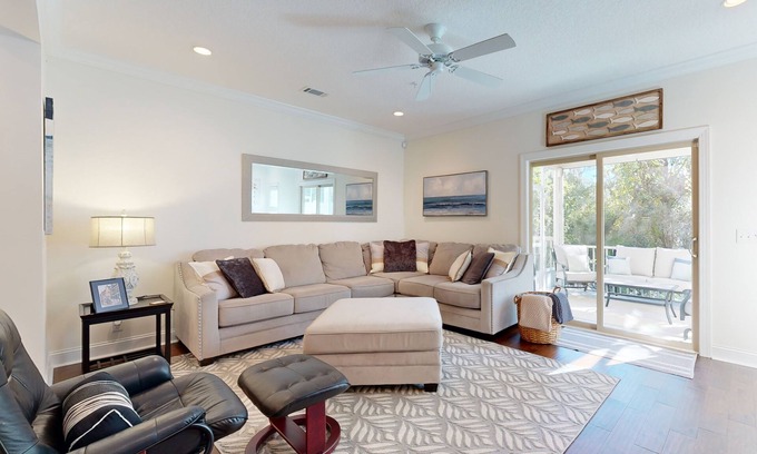 Epworth Acres Casa | Cozy island townhouse w/screened porch, shared pool, & serene pond views
