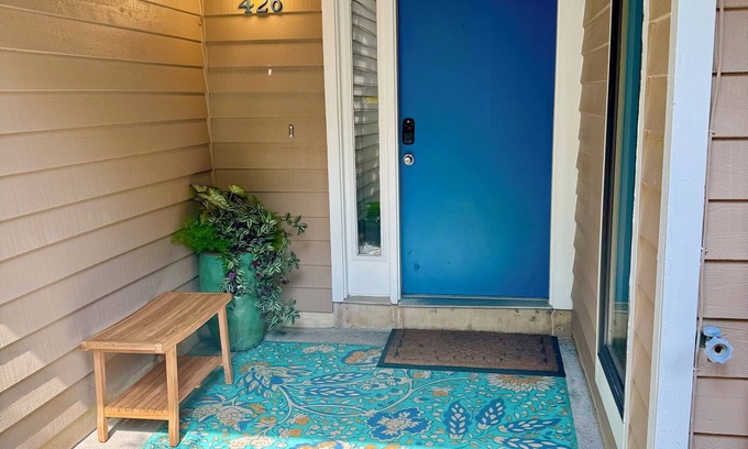 Dodds Addition Apartamento | Cozy Lake-View Retreat Near Beach, Trails and Bay between Rehoboth and Dewey