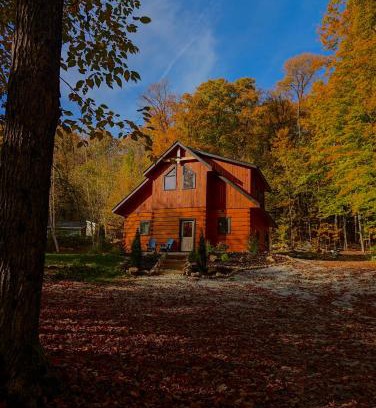 Faraday Chalet De Esquí | Cozy Log Cabin with Lake Access