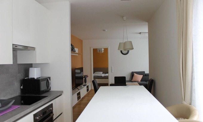 Donaustadt Apartamento | Acogedor, moderno apartamento de 1 habitaciones con garaje cerca de la ciudad VIC-UNO