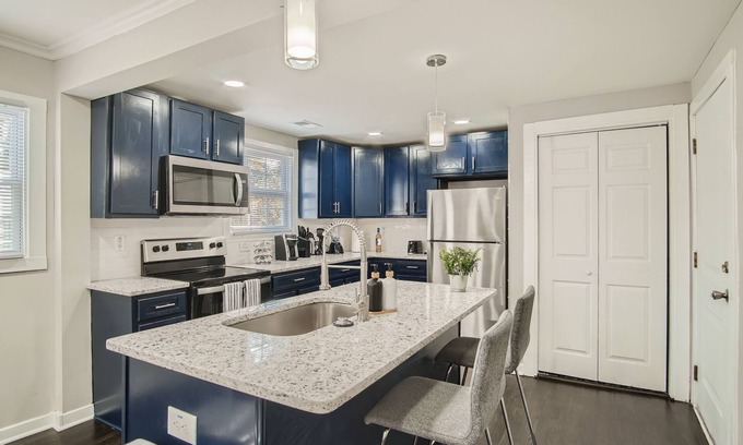 Sylvan Hills Casa | Cozy & Modern Gem By Airport & Downtown