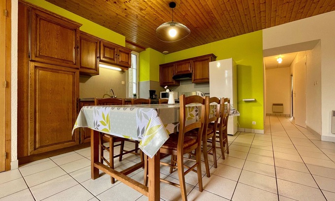 Saint-Julien-Molhesabate Cabaña | Casa rural con jardín privado en entorno natural - H3