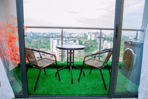 Kileleshwa Apartamento | Cozy One Bedroom Apartment with Fantastic Skyline View in Kileleshwa, Nairobi