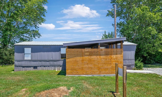 Hohenwald Casa | Cozy & private 2-bedroom home in Hohenwald, TN only 4miles to the Natchez Trace