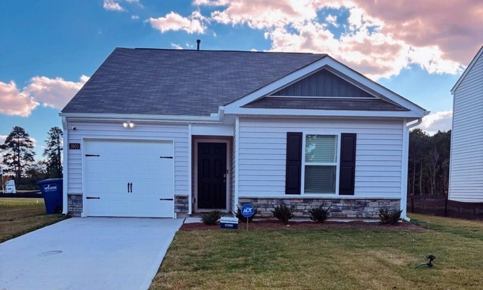 Wilson Casa | Cozy + Relaxing Newly built in 2025 3BR, 2BA Near Everything!