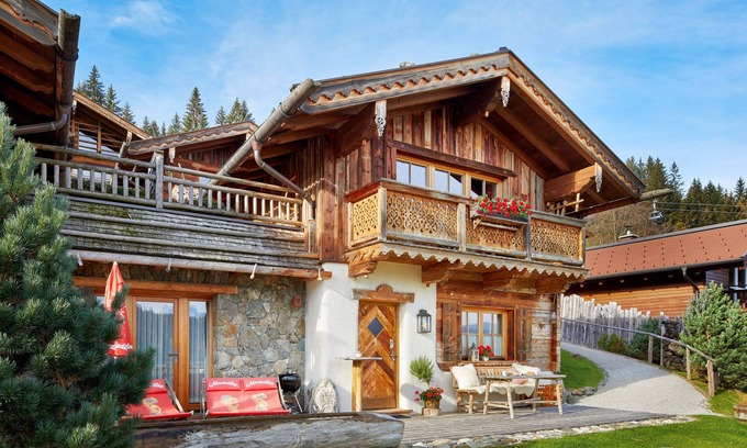Hundsdorfl Cabina | Acogedor y rústico Almchalet 4 * para 6-9 personas.