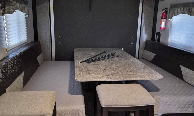 Wright Casa | Cozy RV in Delightful Fort Walton Beach with AC