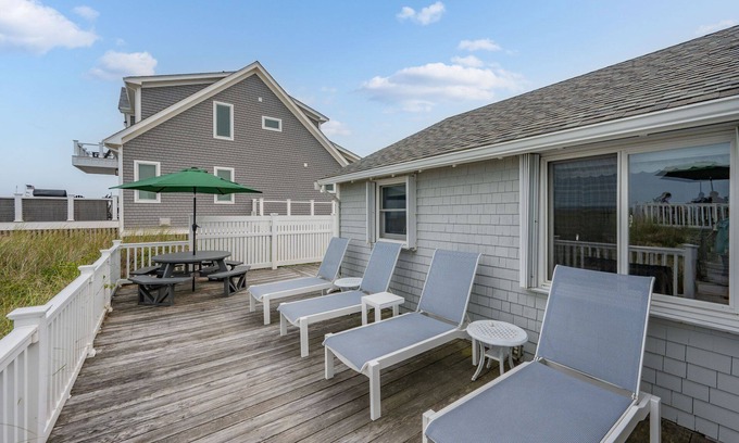 Sagamore Beach Casa | Cozy Sagamore Beach Cottage w/ Modern Comforts