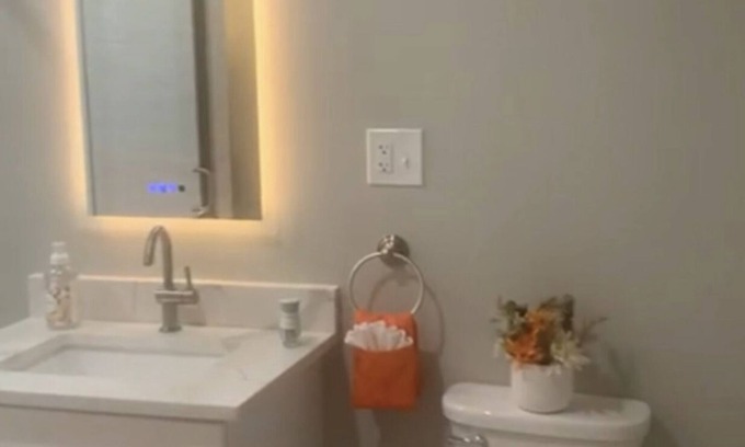 East Bridgewater Apartamento | Cozy Space- Own Entrance and Bathroom