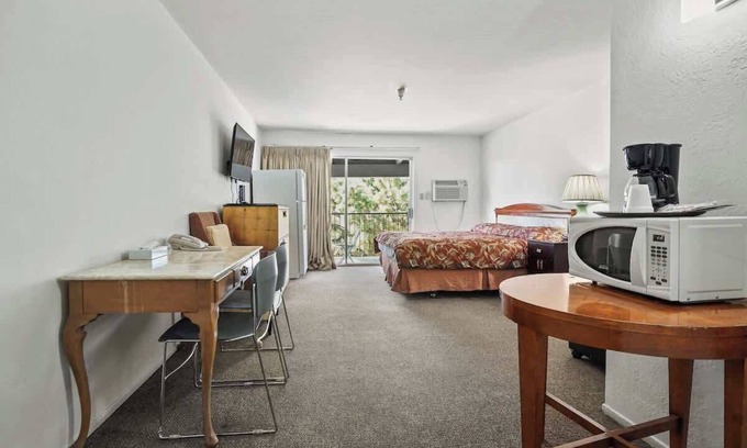 Fremont Apartamento | (Cozy studio, 1BED, 1BA, No kitchen)