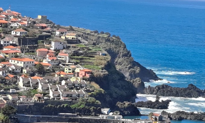 Porto Moniz Apartamento | Cozy Studio - free wi-fi, barbecue, near to the beach