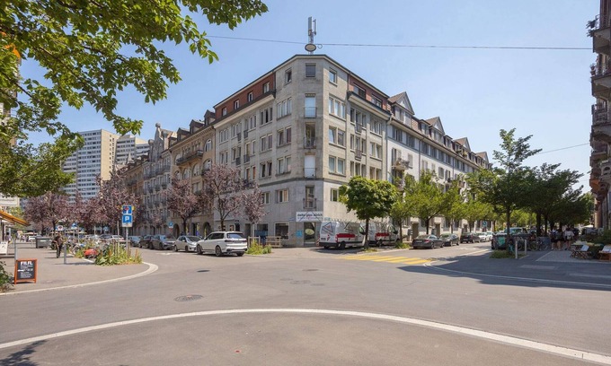 Sihlfeld Apartamento | Cozy Studio with Balcony in the City BE37