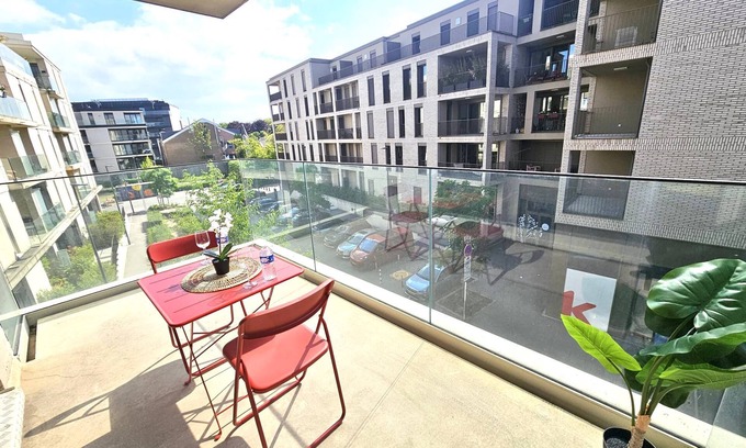 Gare Apartamento | Cozy studio with sunny terrace