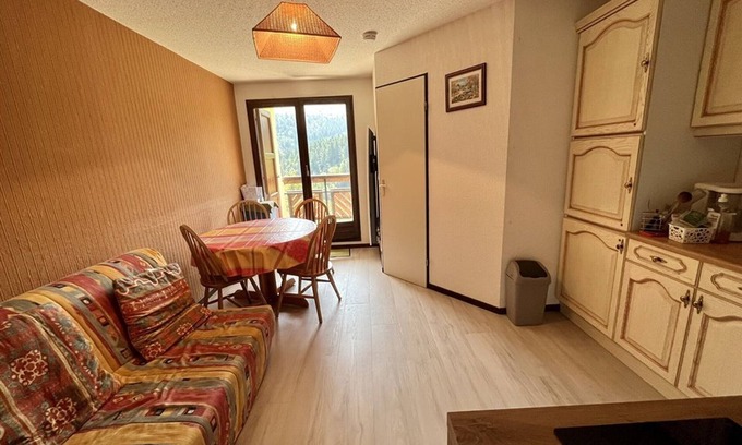 Laveissiere Apartamento | Acogedor T2 cerca de pistas con parking y balcón