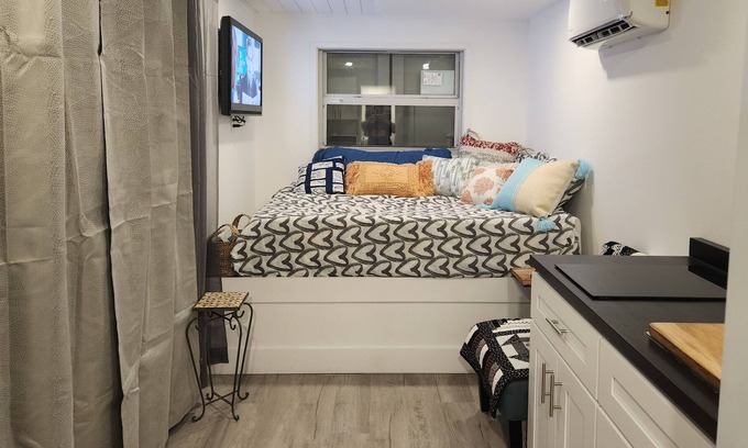 College Park Apartamento | Cozy Tiny Studio Near Winter Park and Downtown.