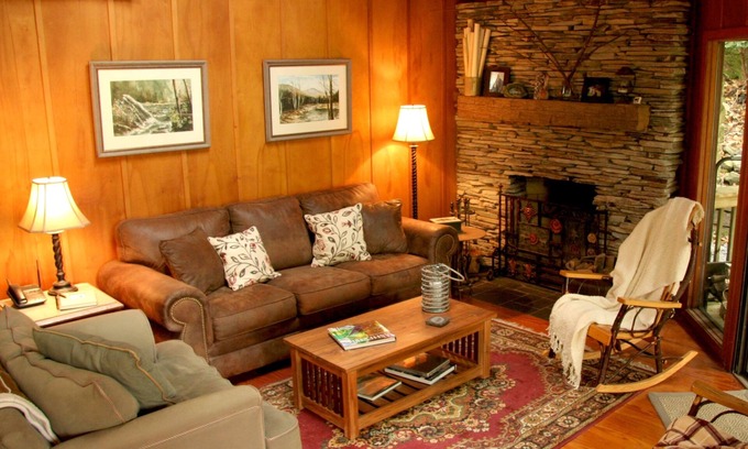 Burnsville Cabina | Acogedor Treehouse Por Mt. Mitchell campo de golf y pesca