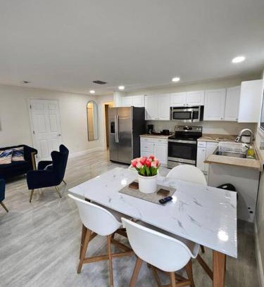 East County Civic Group Apartamento | Cozy Two Bedrooms Apartment in Valrico