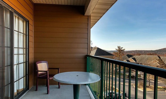 Branson Complejo | ¡Acogedoras unidades en The Falls Village Resort en Branson!
