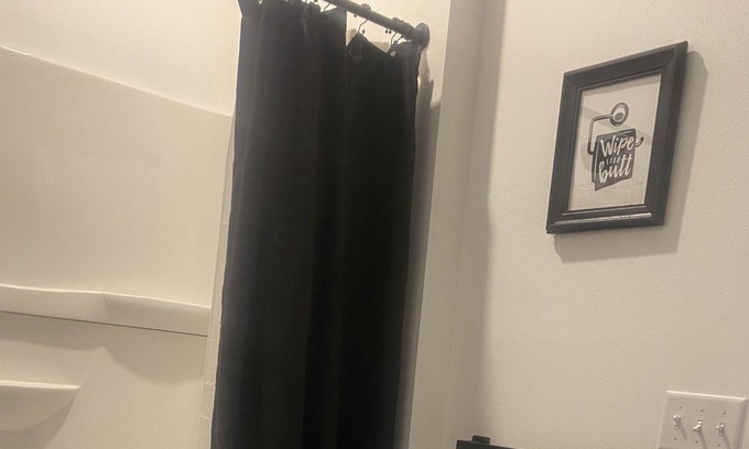 Portage Apartamento | Cozy upstairs New Remodeled apartment .. In Down Town Portage