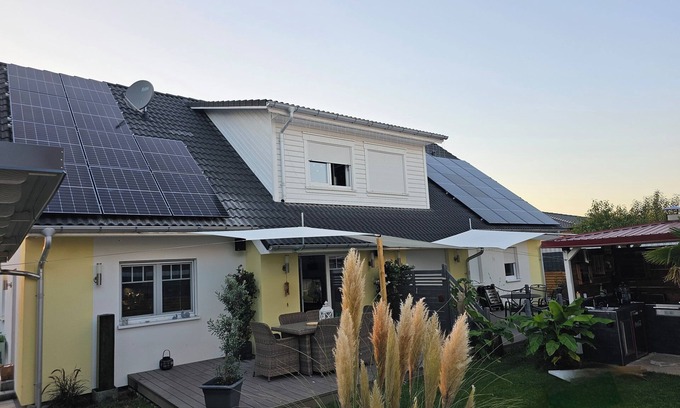 Bad Konig Apartamento | Cozy vacation apartment on the outskirts of the city Family and pet friendly