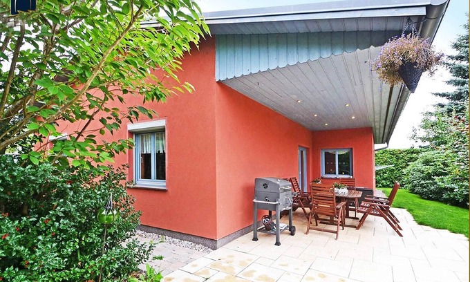 Zirchow Casa | Casa de vacaciones amueblada con amor, jardín, zona de barbacoa y WiFi.