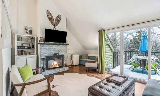 West Hartford Condominio | Cozy VT Condo, Wood Fireplace - Kingswood 1C