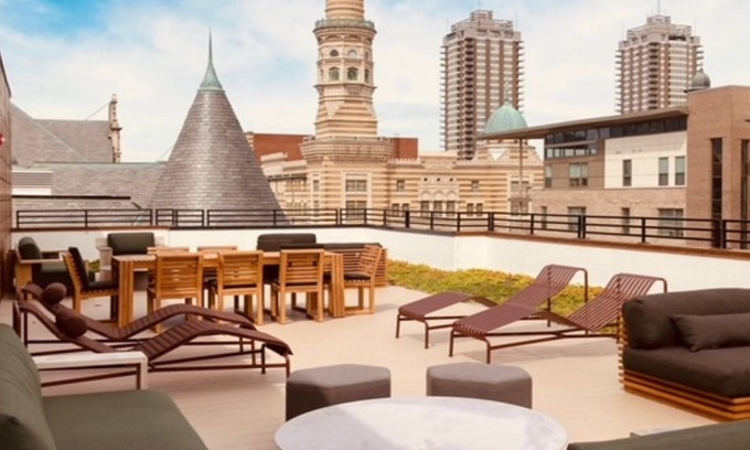 Lockerbie Square Apartamento | Cozysuites on Mass With Garage Parking 1