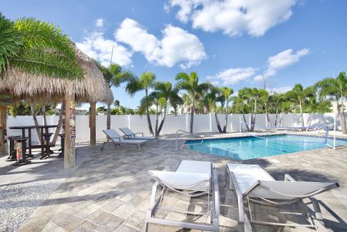 Mid Island Casa | Crains Perch by Sun Palace Vacations